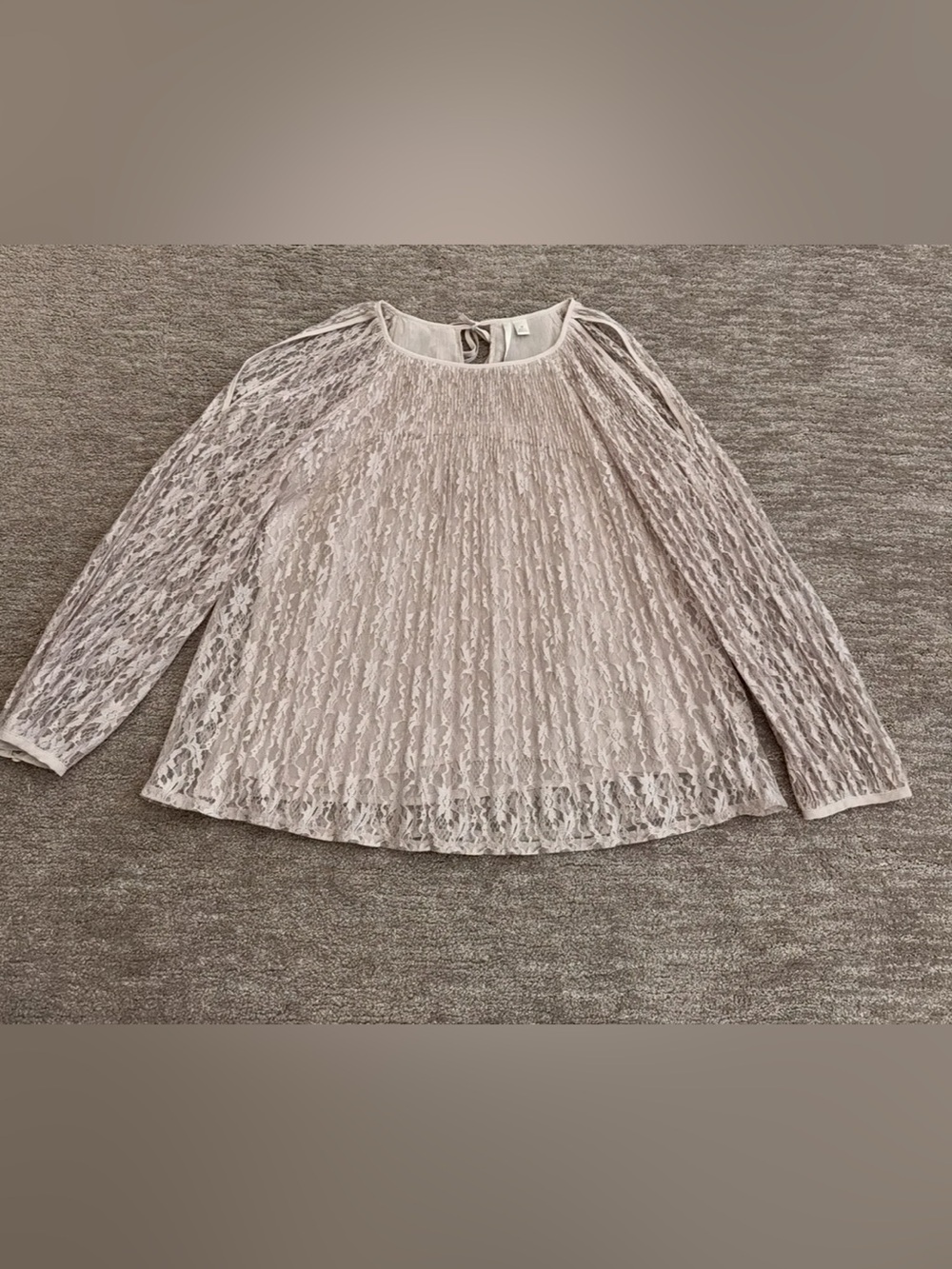 LC Lauren Conrad Pleated Lace Cold-Shoulder Blouse in Blush Pink - Picture 3 of 8